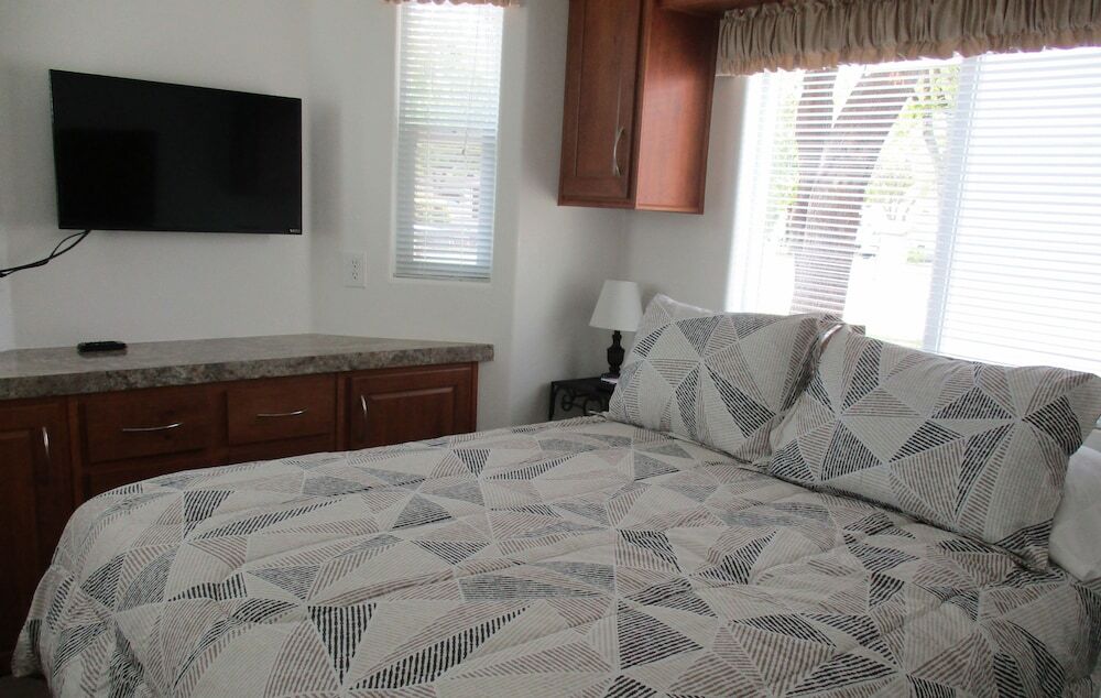 Travelers World Rv Resort San Antonio Exterior photo